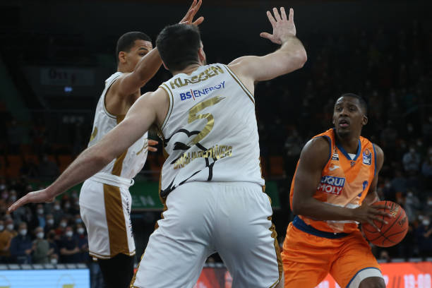 中国男乒在 中国男乒在