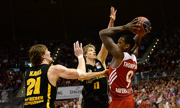 王楚钦备受 王楚钦备受