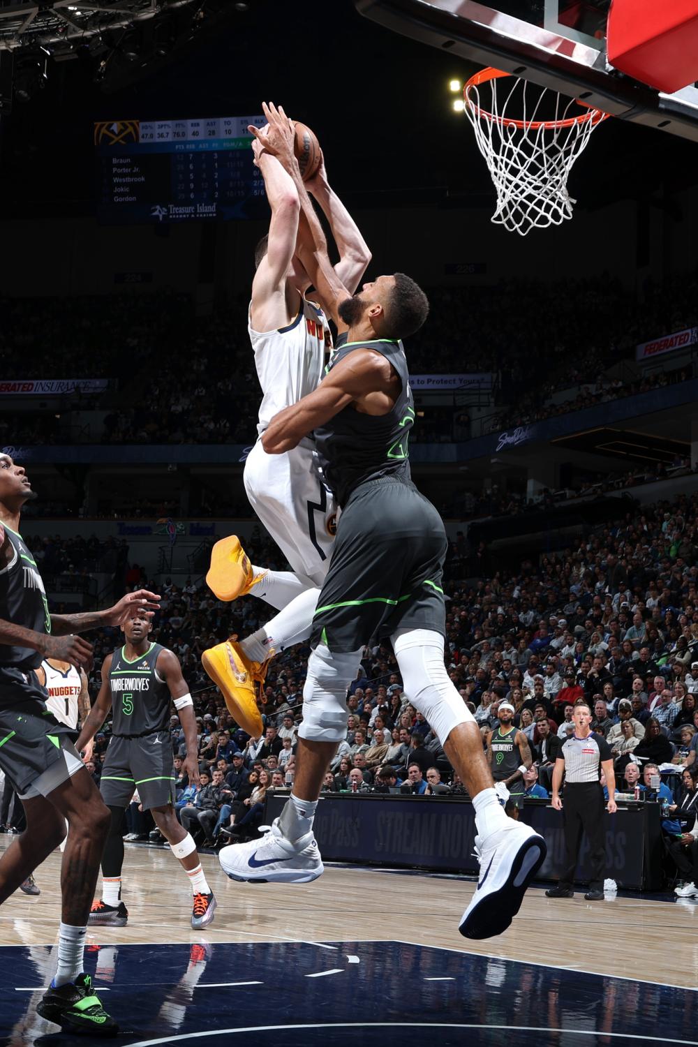 的8次射正 的8次射正