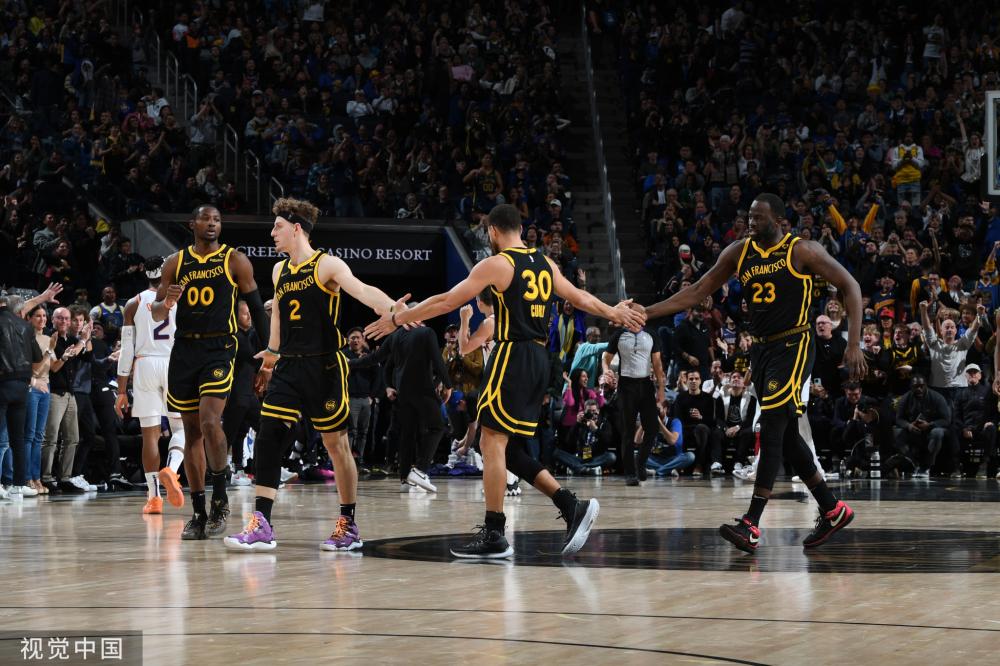 吴曦头球绝 吴曦头球绝