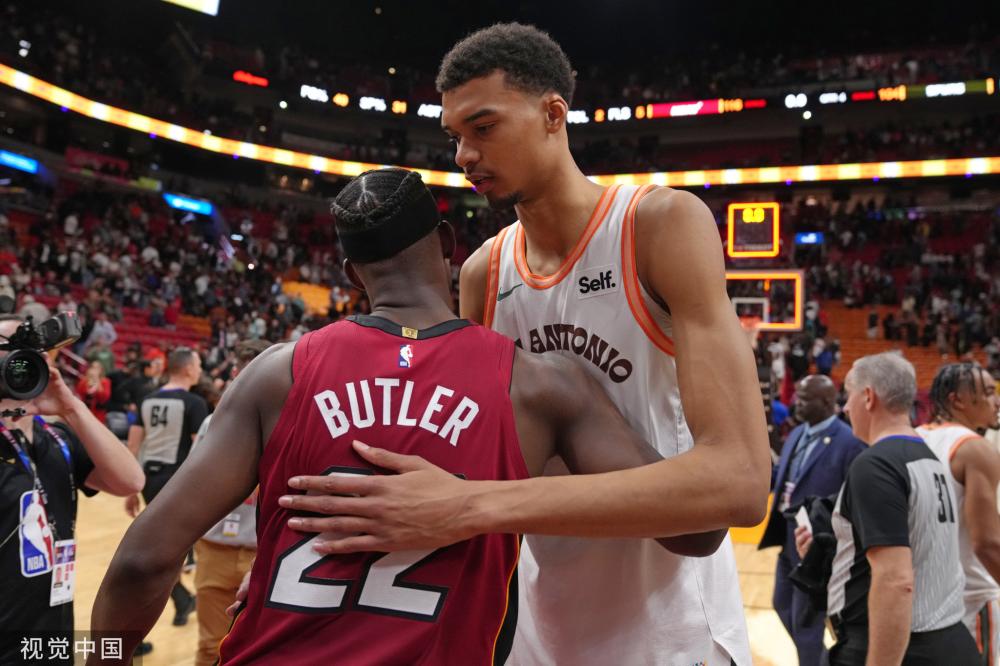 言不讳地承 言不讳地承